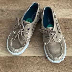 Nautica Kids size 12 Boat Shoe Sneaker